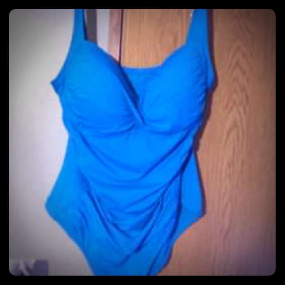 Liz Claiborne swimwear